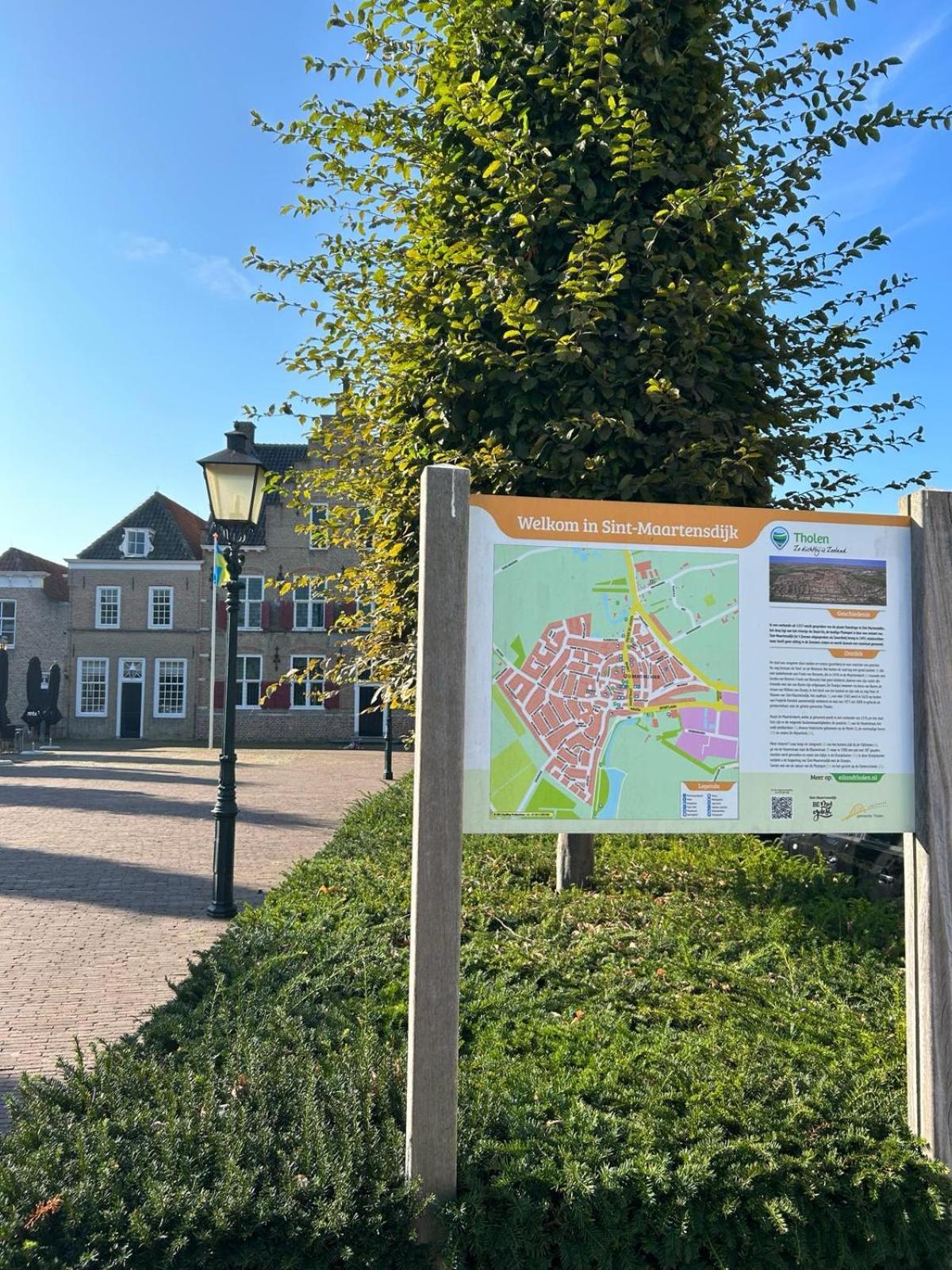 Oosterschelde Lodge Met Veel Privacy En Dicht Bij Het Water Scherpenisse Exterior photo